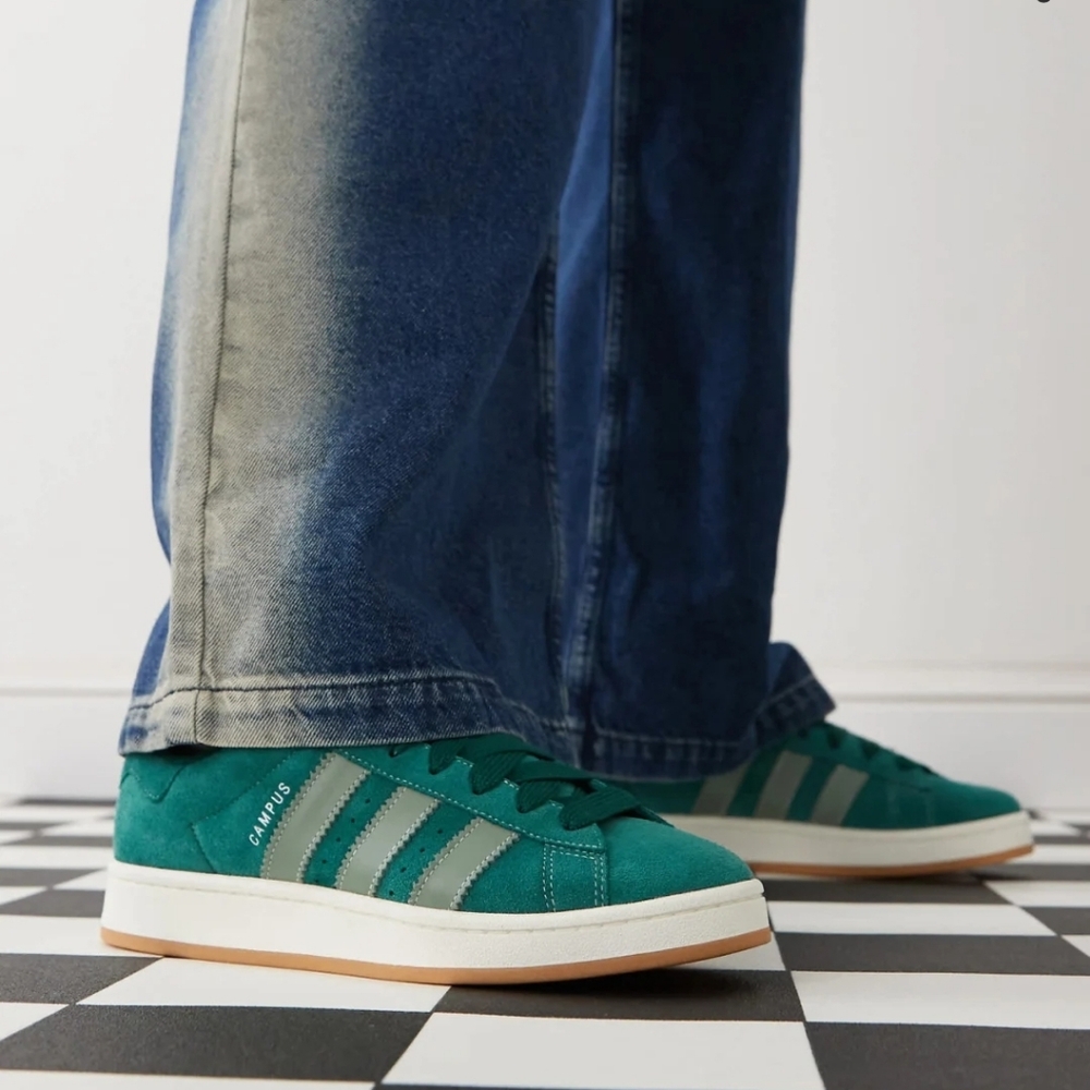 Adidas Campus 00s. Size 9 NWT